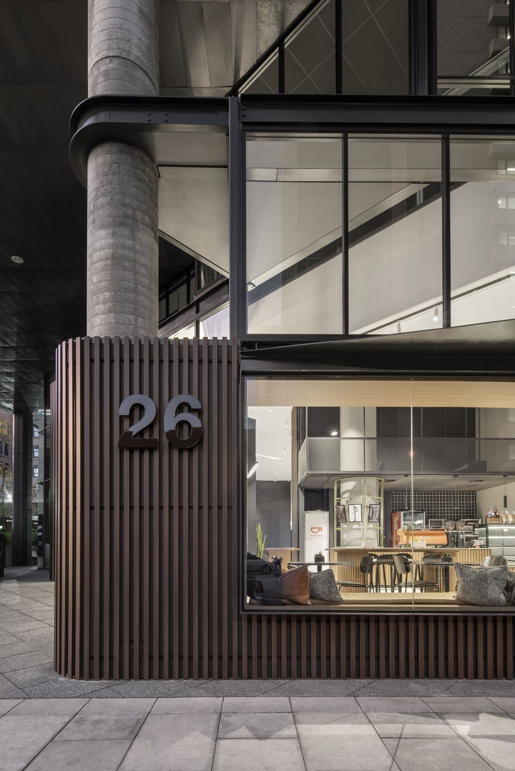 26 Flinders Exterior008