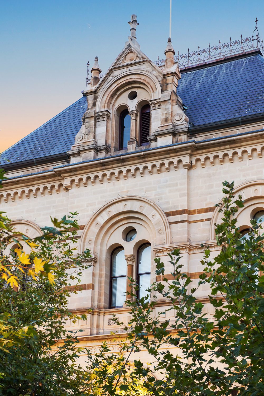 Mortlock Wing 012